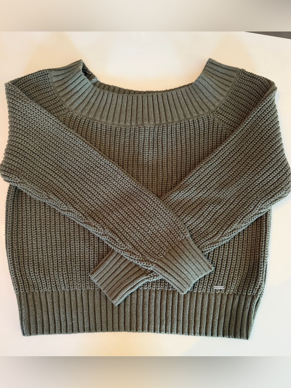 Hollister Women's Olive Green Chunky Knit Crop Sweater